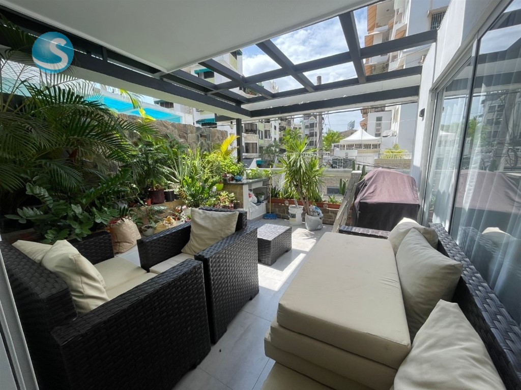 Apartamento moderno en Renacimiento con terraza privada en República Dominicana