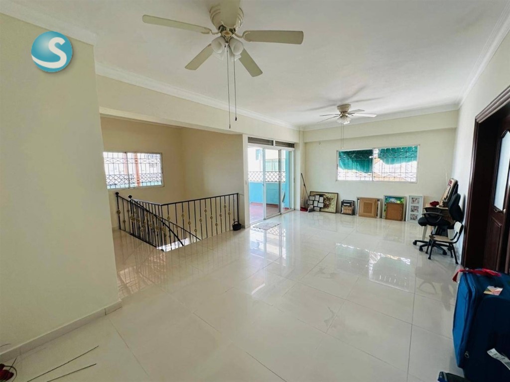 Penthouse en Evaristo Morales de 450 m² en venta en República Dominicana