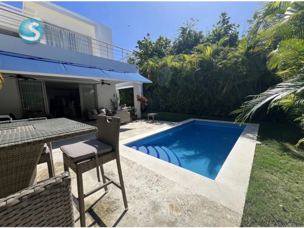 Villa en Playa Nueva Romana en Venta