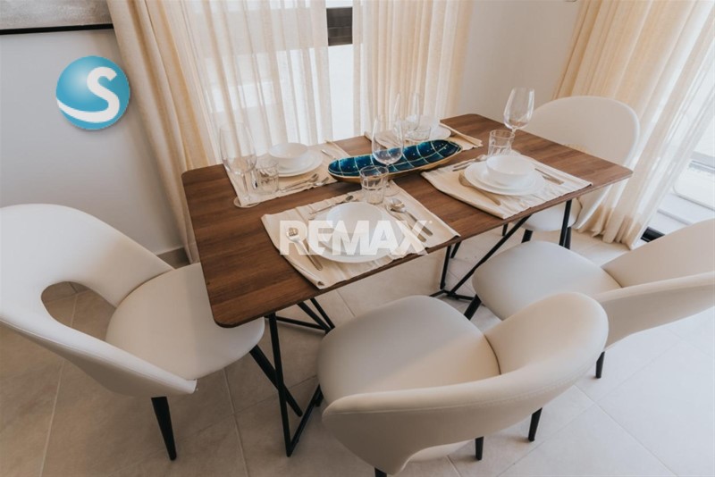 Apartamento amueblado en venta con terraza y jacuzzi en Vista Cana en República Dominicana
