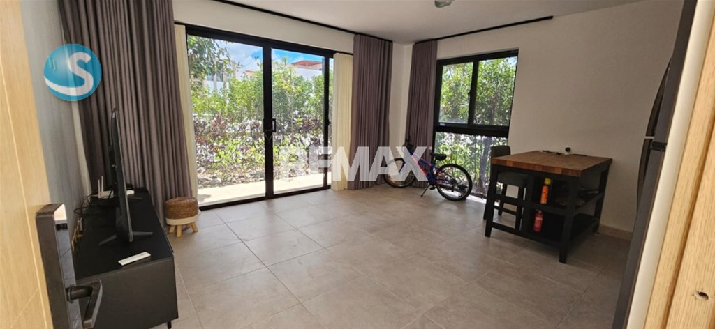 Apartamento en venta con terraza y vista al golf en Vista Cana en República Dominicana