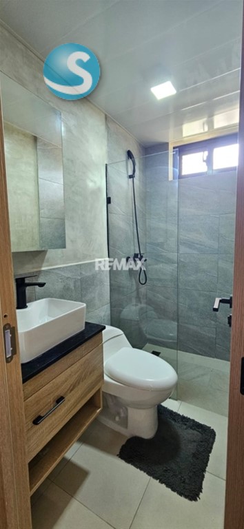 Apartamento en venta con terraza y vista al golf en Vista Cana en República Dominicana