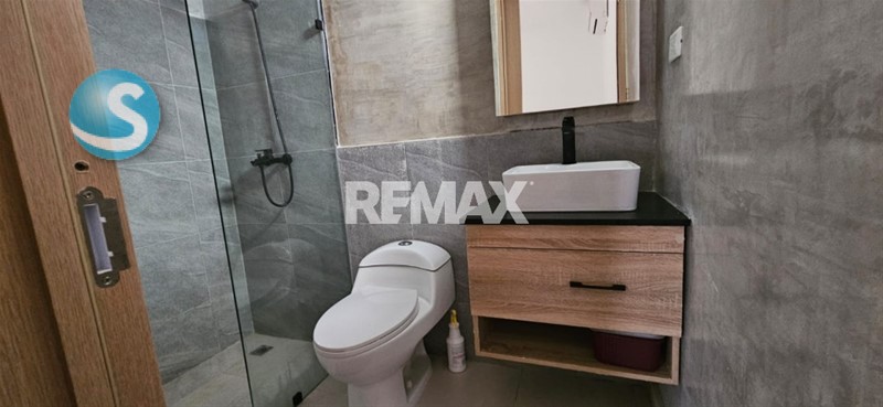 Apartamento en venta con terraza y vista al golf en Vista Cana en República Dominicana