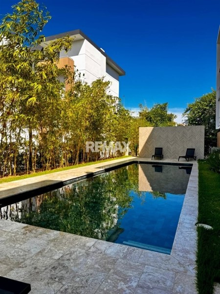 Apartamento amueblado en venta en exclusivo sector de Cap Cana en República Dominicana