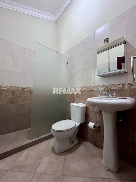 Casa en venta en Juan Dolio, 2 niveles y piscina privada en República Dominicana