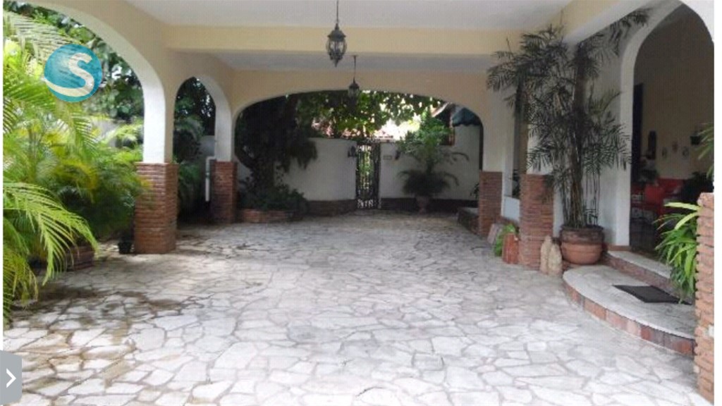 Casa en Venta en Gazcue, Ubicación Privilegiada en República Dominicana
