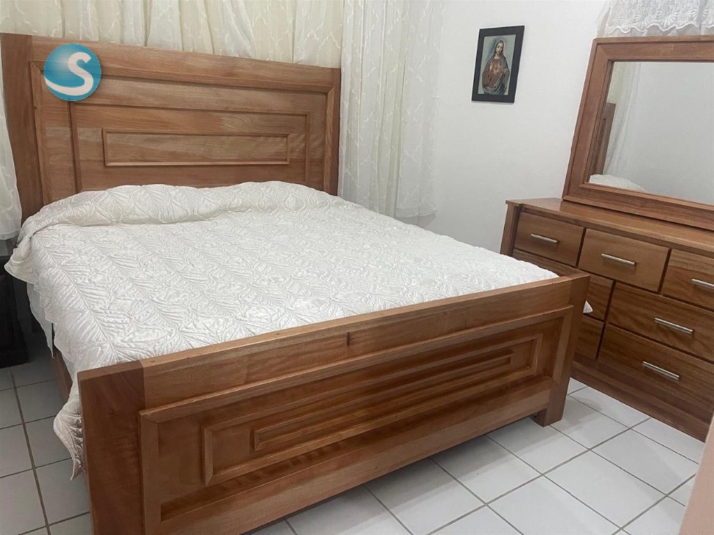 Apartamento en venta con amplia galería en Gazcue en República Dominicana