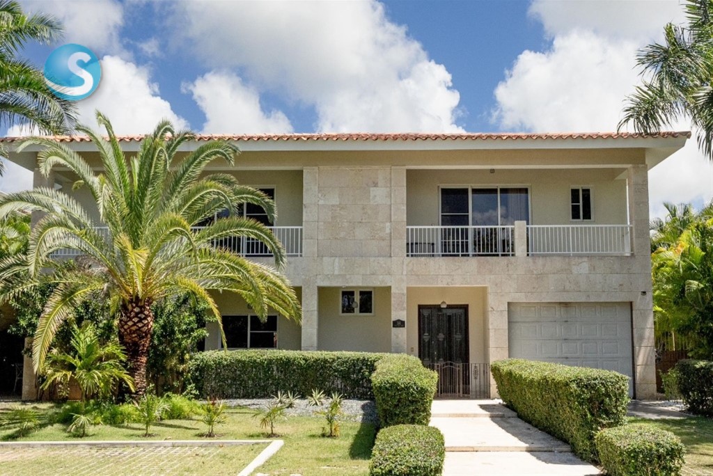 Villa Exclusiva en Cocotal Golf & Country Club