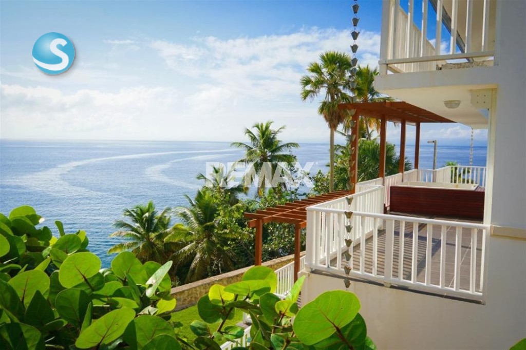 Apartamento amplio en venta en Santa Bárbara, Samaná