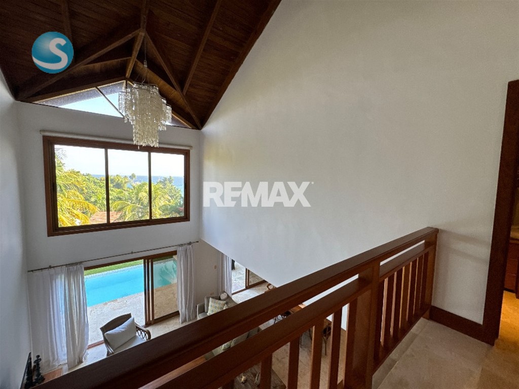 Villa amueblada con vista al mar en Puerto Bahía, Samaná en República Dominicana