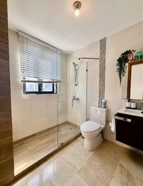 Amplio apartamento en venta en Los Cacicazgos, zona exclusiva en República Dominicana
