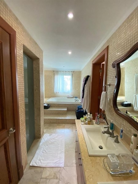 Amplio apartamento de lujo en Los Cacicazgos en República Dominicana