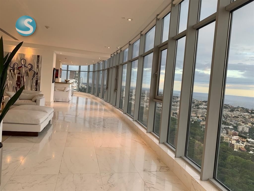 Apartamento de Lujo en Piso Alto en Los Cacicazgos en República Dominicana