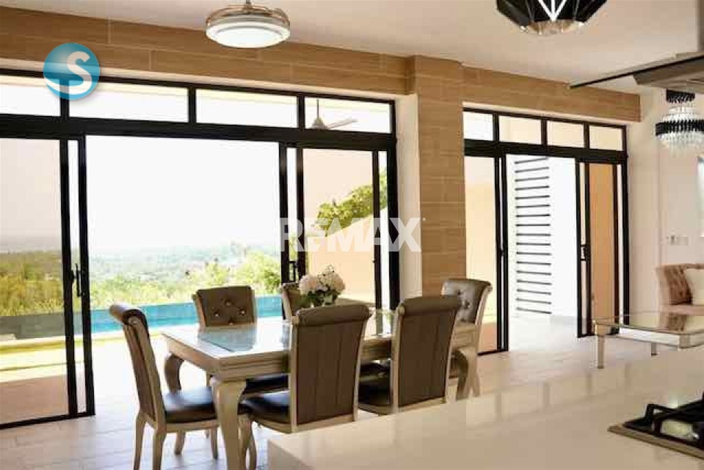 Casa en venta en Las Terrenas, Samaná, con amplio terreno en República Dominicana