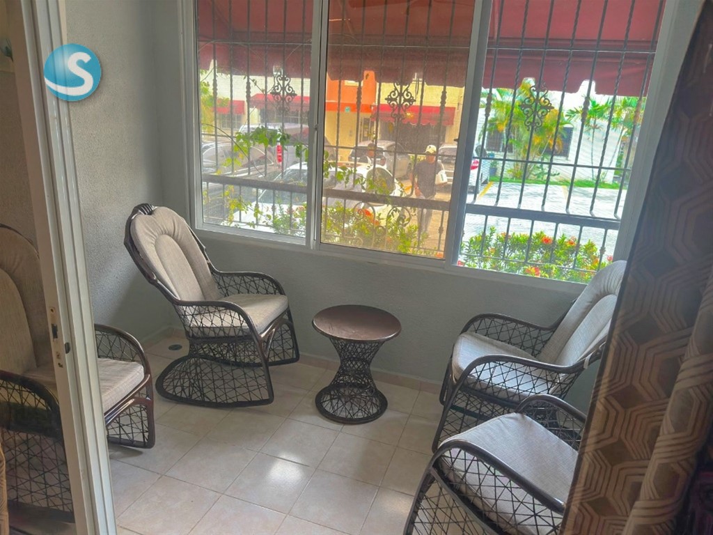 Apartamento Amueblado en Venta en Residencial Carmen Renata, Pantoja