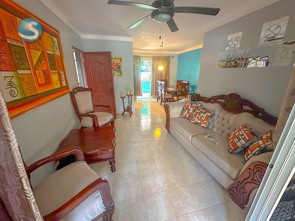 Apartamento Amueblado en Venta en Residencial Carmen Renata, Pantoja en República Dominicana