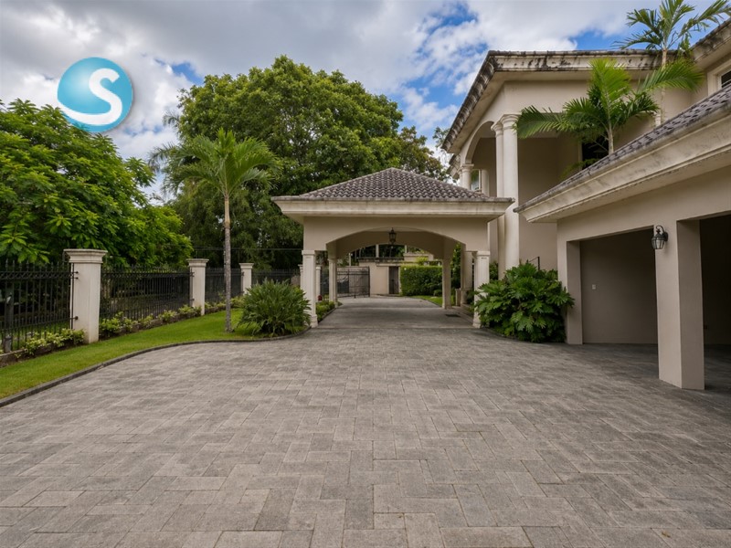 Casa en Venta en Cuesta Hermosa, Santo Domingo en República Dominicana