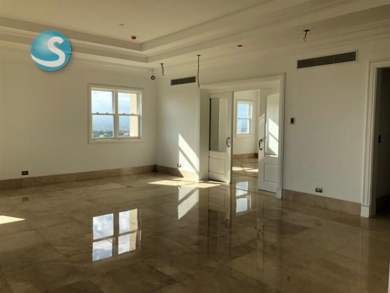 Apartamento de lujo en Los Cacicazgos, Santo Domingo en República Dominicana