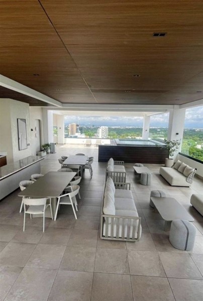 Apartamento moderno con terraza en Arroyo Hondo Viejo en República Dominicana