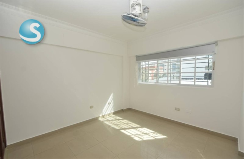 Apartamento en Venta en Mirador Sur, Excelente Ubicación en República Dominicana