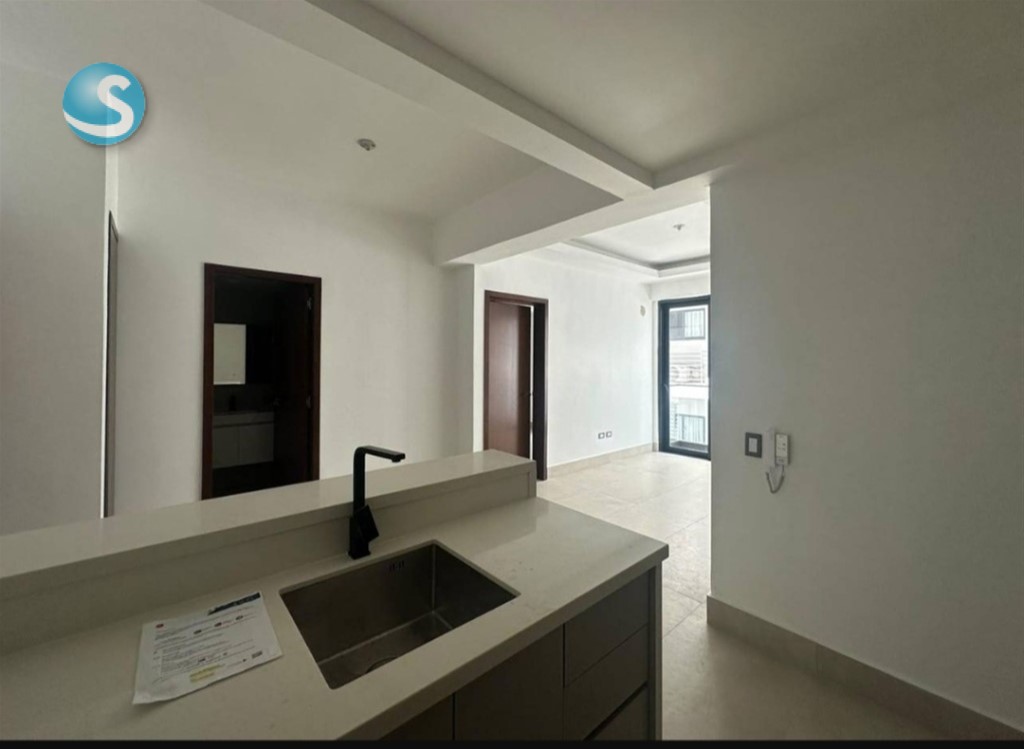 Apartamento en venta en Evaristo Morales en República Dominicana