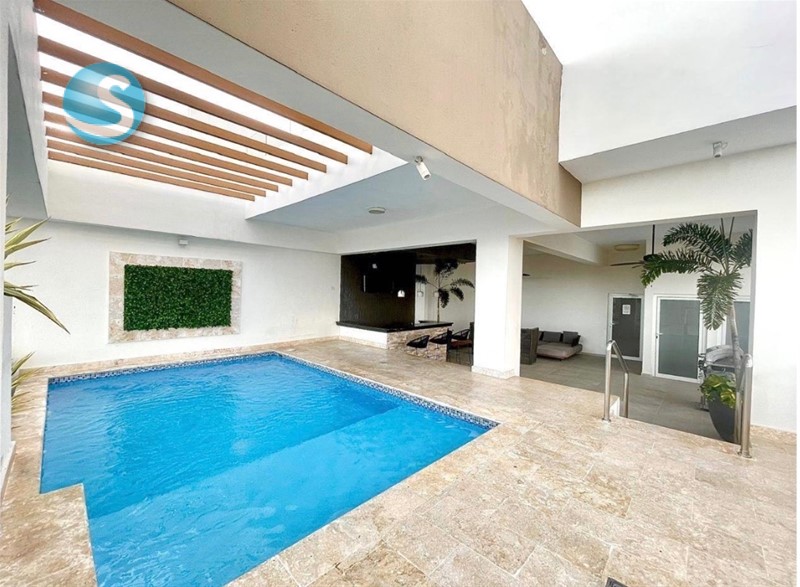 Apartamento amueblado en venta en Evaristo Morales, Santo Domingo en República Dominicana