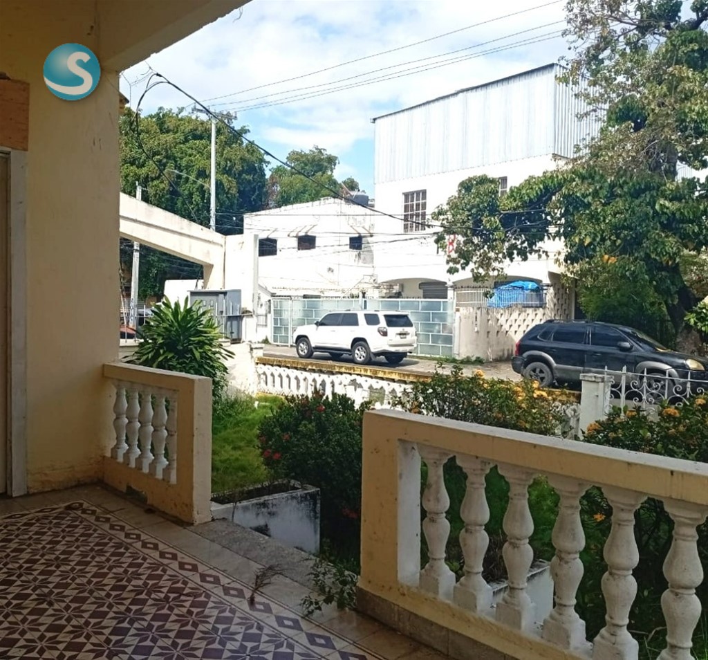 Casa en venta en Gazcue con amplio solar en República Dominicana