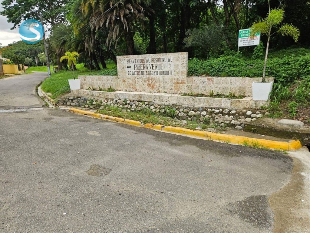 Solar en venta en Altos de Arroyo Hondo II en República Dominicana