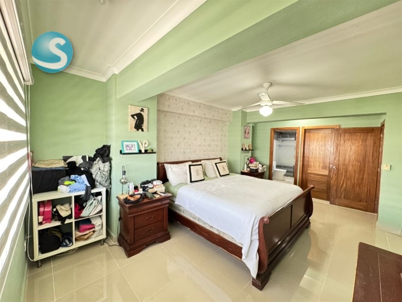 Penthouse Dúplex en Venta con Terraza en Evaristo Morales en República Dominicana