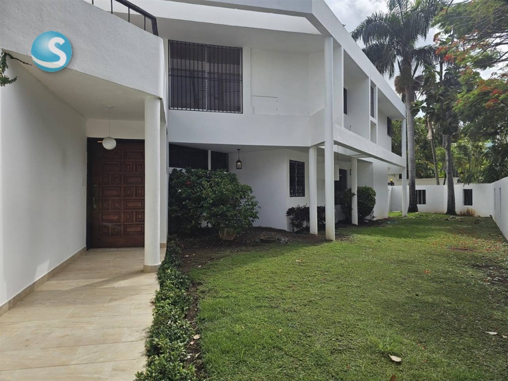 Casa Exclusiva en Venta en Los Cacicazgos