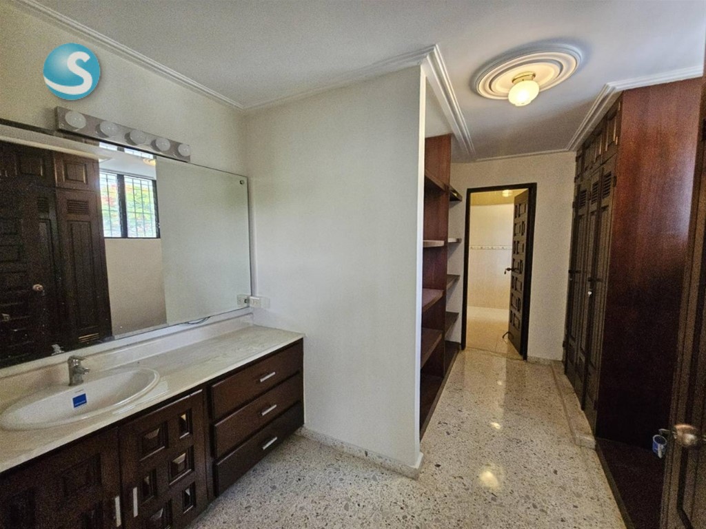 Casa Exclusiva en Venta en Los Cacicazgos en República Dominicana