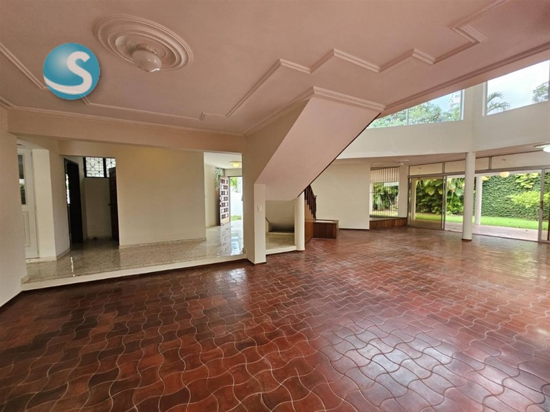 Casa Exclusiva en Venta en Los Cacicazgos en República Dominicana
