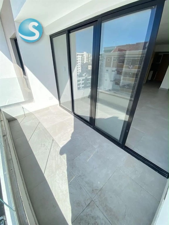 Apartamento moderno en Evaristo Morales, venta y alquiler en República Dominicana