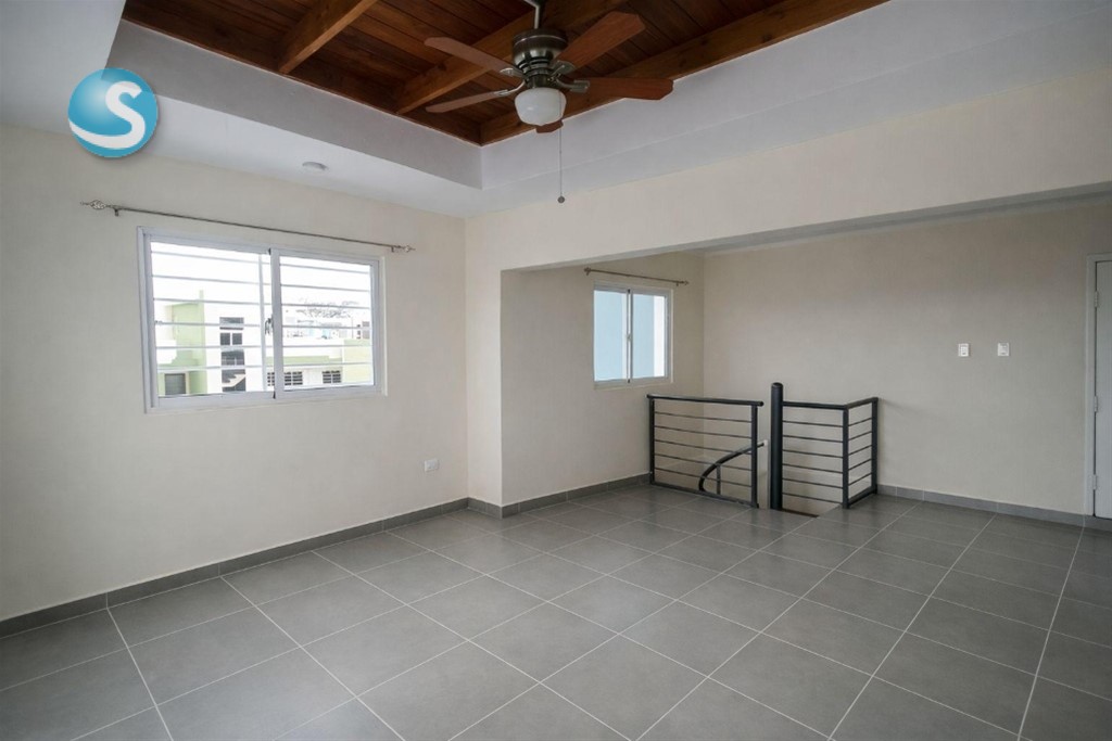 Penthouse con terraza privada en Alameda, Santo Domingo Oeste en República Dominicana