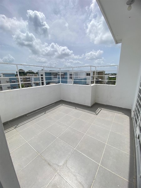 Penthouse con terraza privada en Alameda, Santo Domingo Oeste en República Dominicana