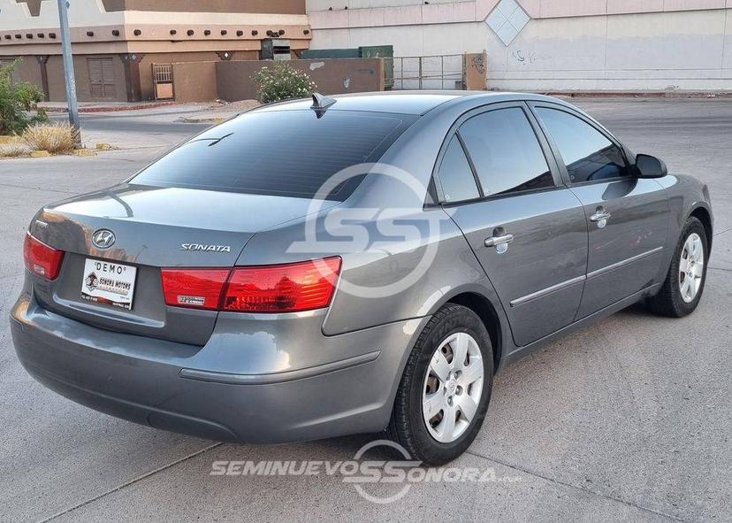 Hyundai Sonata N20 modelo 2010 sedán en República Dominicana