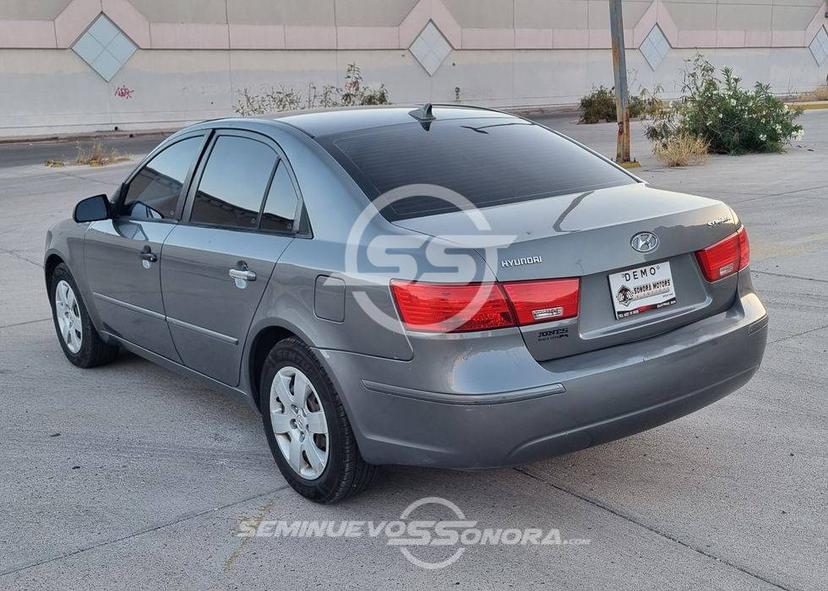 Hyundai Sonata N20 modelo 2010 sedán en República Dominicana