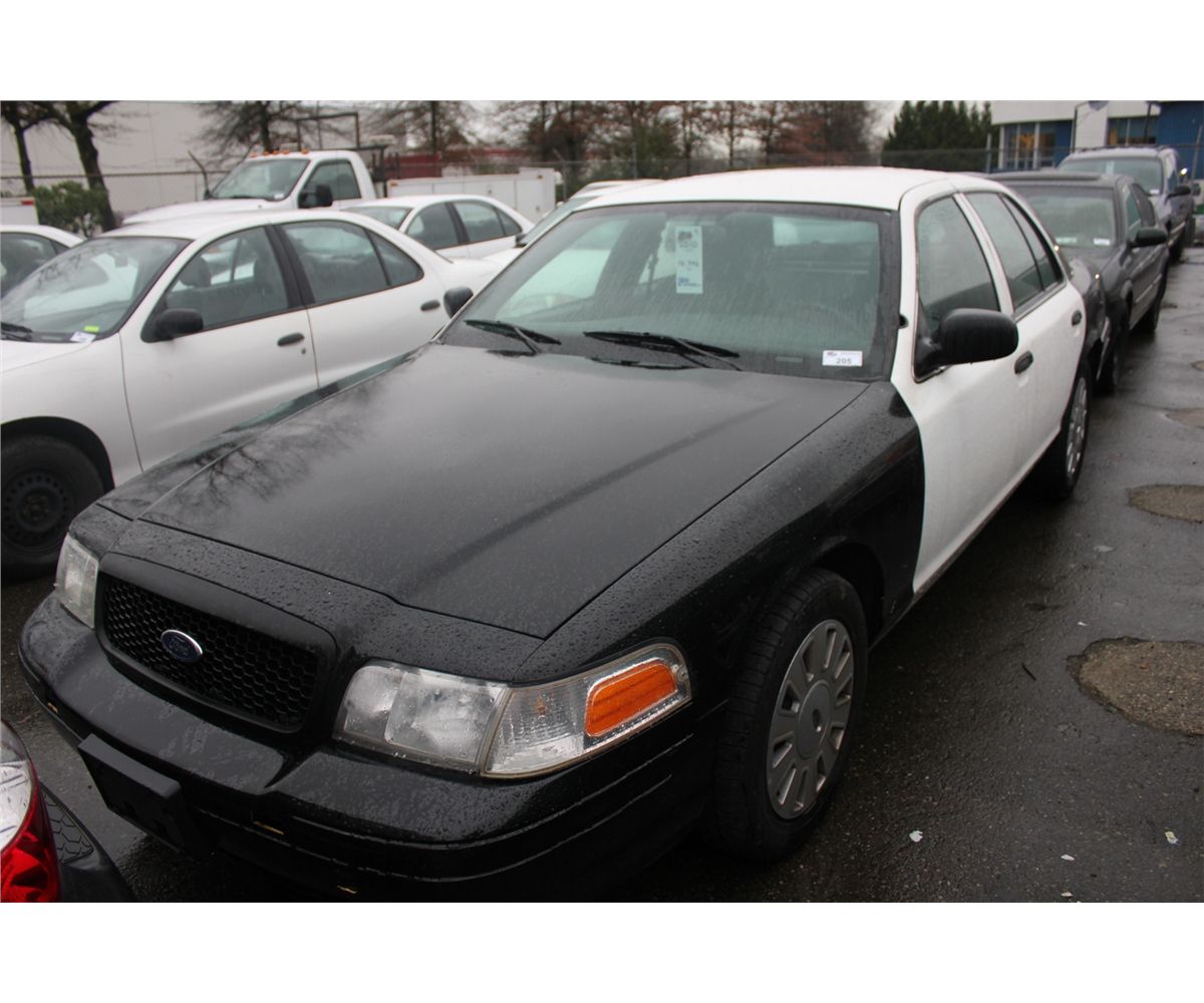 Ford Crown Victoria Police Interceptor 2010 Sedán en República Dominicana