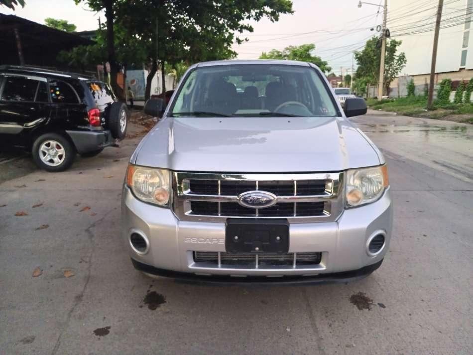 Ford Escape XLT 2010 SUV Compacta en República Dominicana