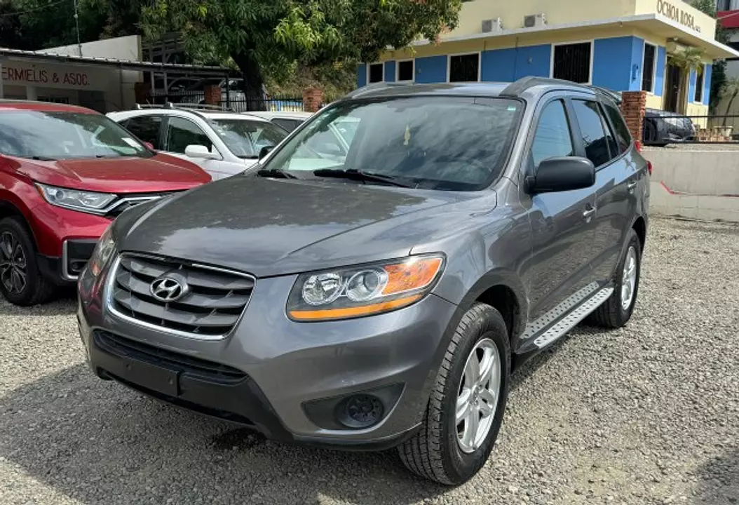 Hyundai Santa Fe GLS Modelo 2010 SUV en República Dominicana