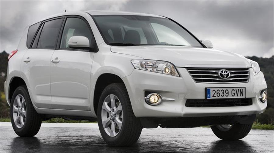 Toyota RAV4 LE modelo 2010 SUV en República Dominicana