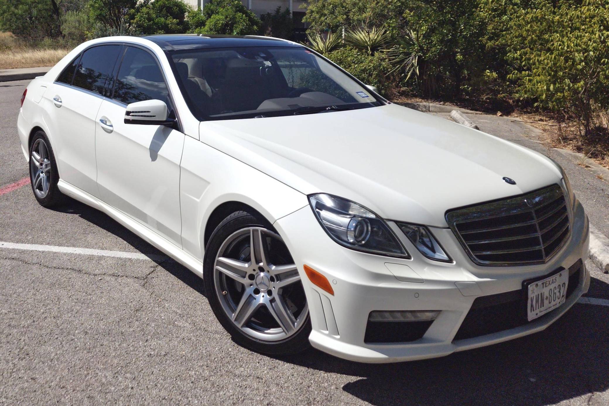 Mercedes-Benz E 550 Modelo 2011 Sedán de Lujo en República Dominicana