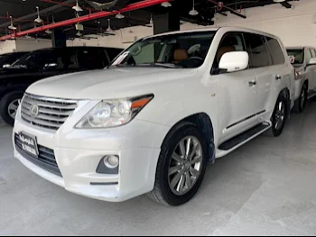 Lexus LX 570 2011 SUV de lujo