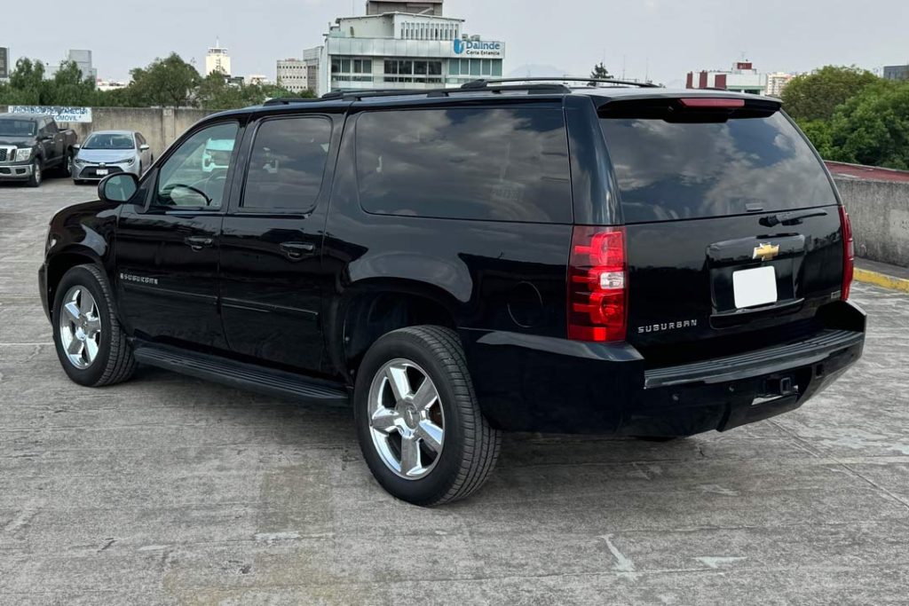 Chevrolet Suburban 2011 SUV en República Dominicana