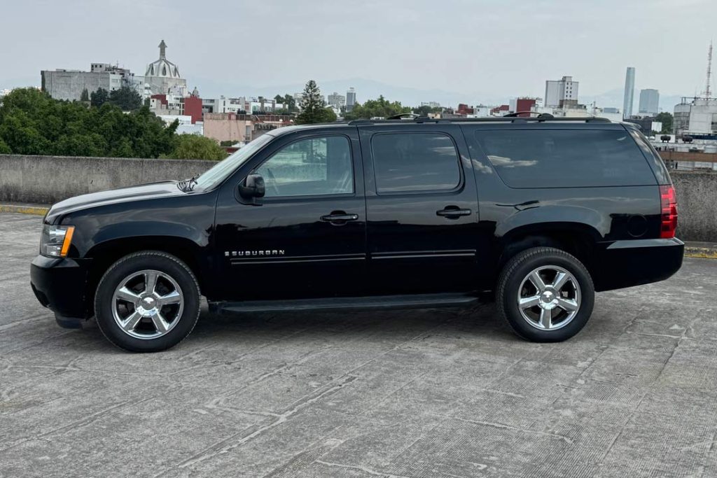 Chevrolet Suburban 2011 SUV en República Dominicana