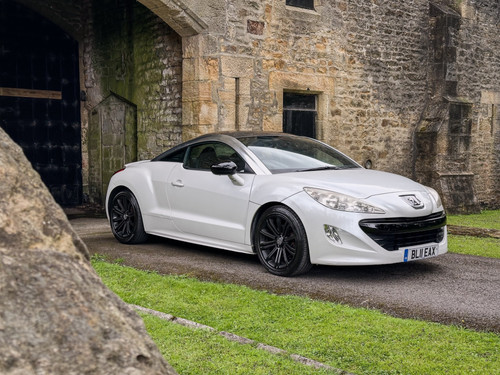 Peugeot RCZ 2011 Coupé Deportivo Turbo en República Dominicana