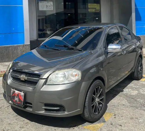 Chevrolet Aveo LS 2011 Sedán en República Dominicana