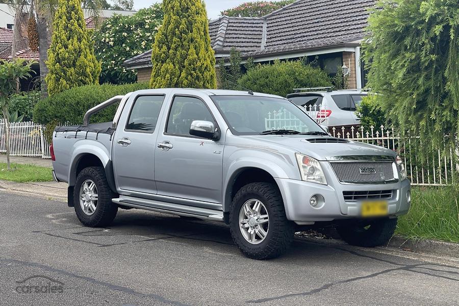 Isuzu DMAX Modelo 2011 Camioneta