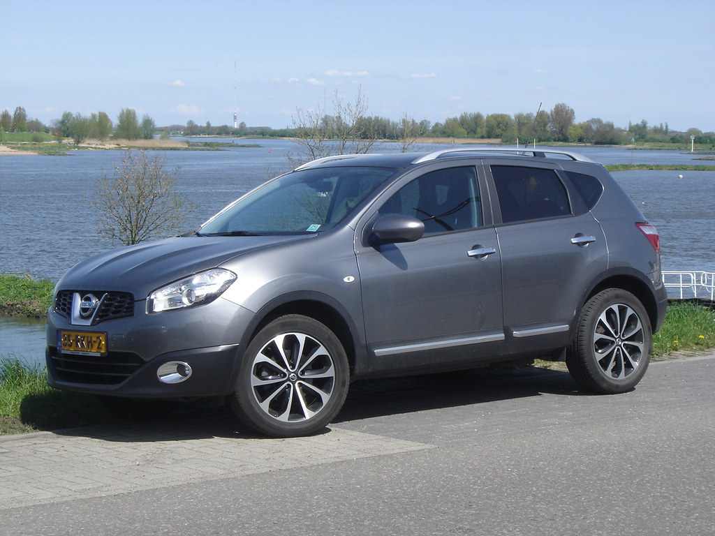 Nissan Qashqai 2011 SUV