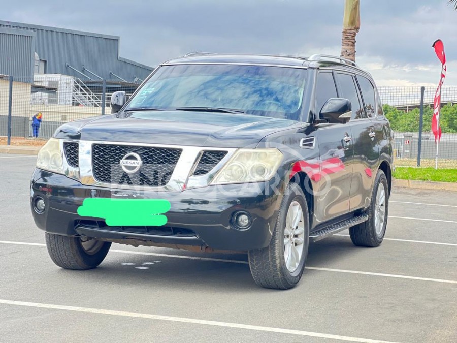 Nissan Patrol LE 2011 SUV